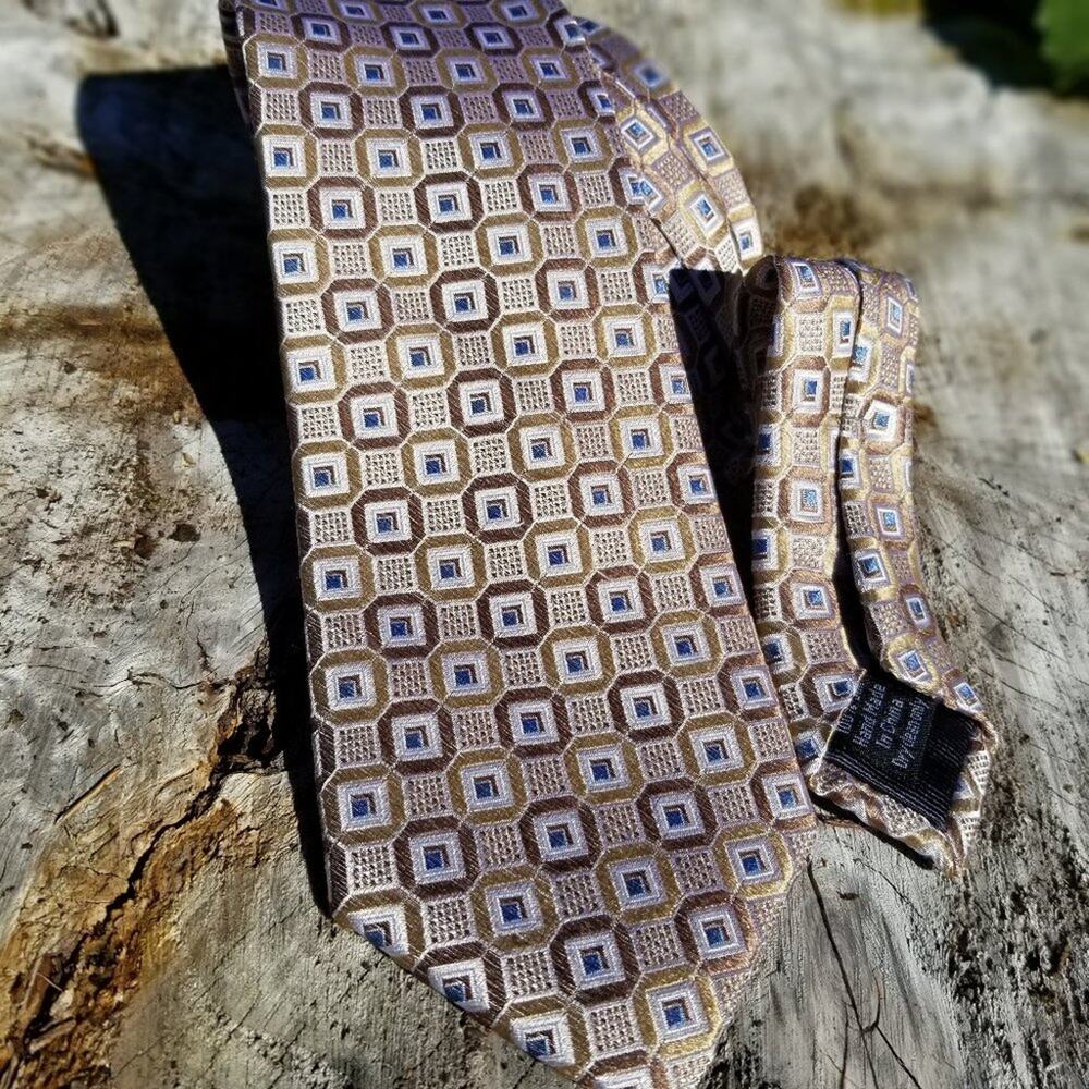 Pronto Uomo Platinum Men's 100% Silk Tie Stunning! Excellent!